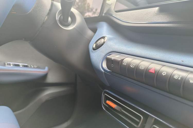 Used BYD Seagull 2024 Honor Edition 405km Flying Version Gear Lever