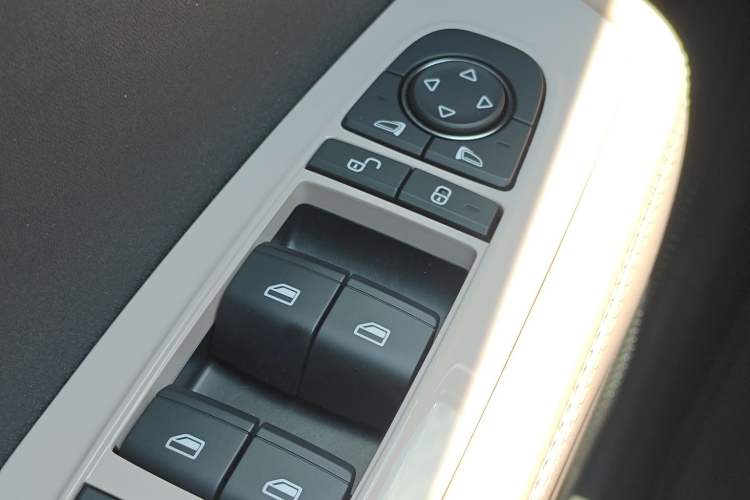 Used BYD Seagull 2024 Honor Edition 305km Dynamic Version Interior 10