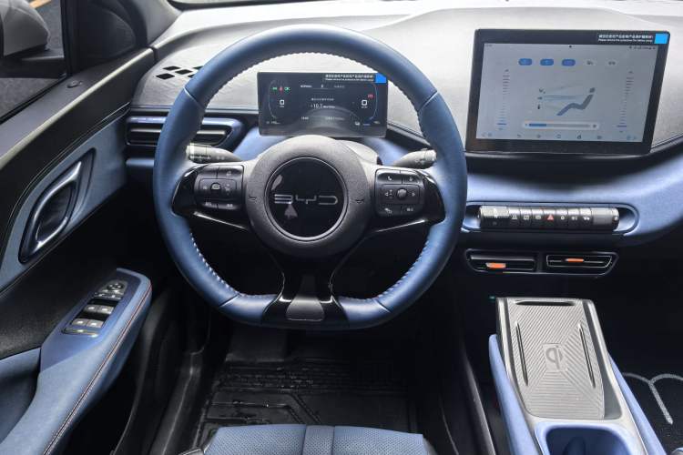 Used BYD Seagull 2024 Honor Edition 305km Freedom Version Interior 3
