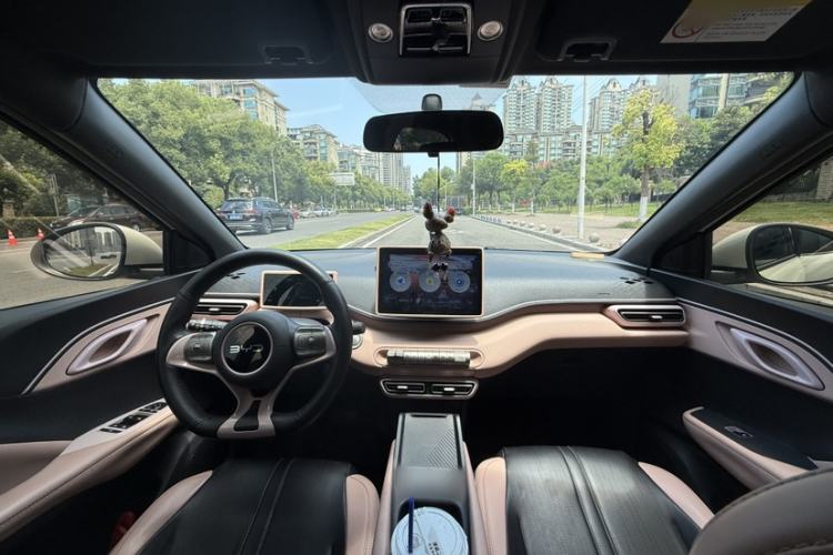 Used BYD Seagull 2024 Honor Edition 305km Dynamic Version Interior 3