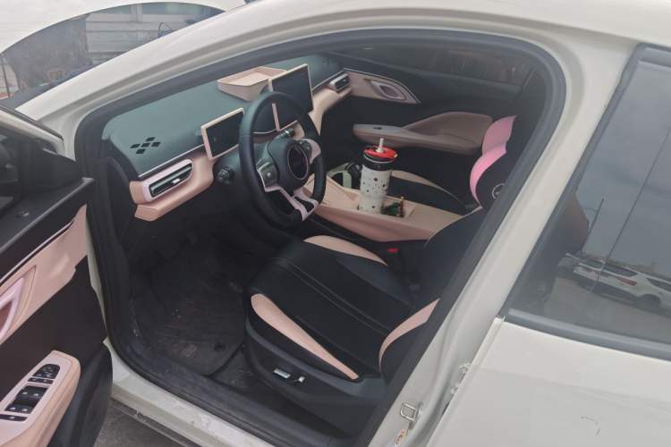 Used BYD Seagull 2024 Honor Edition 405km Flying Version Interior 3