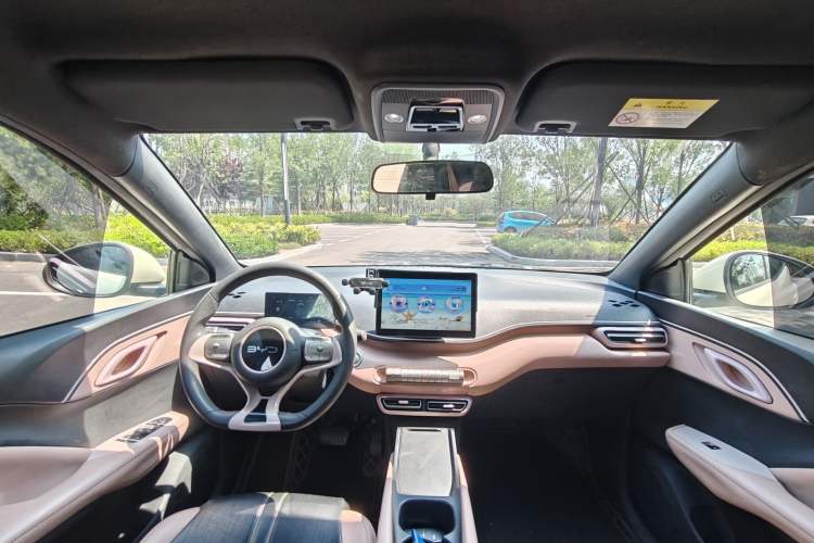 Used BYD Seagull 2024 Honor Edition 305km Dynamic Version Interior 4
