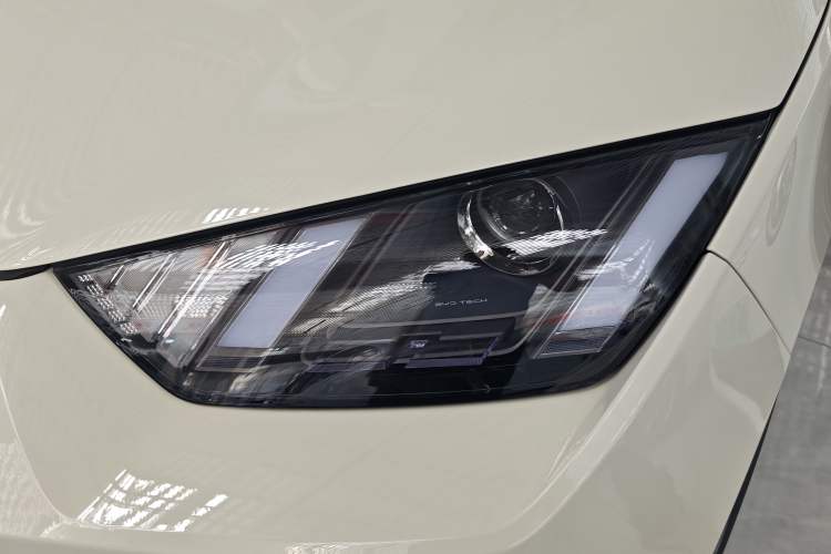 Used BYD Seagull 2024 Honor Edition 305km Dynamic Version Left Front Headlight