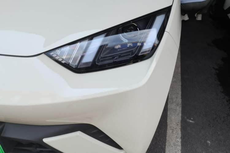 Used BYD Seagull 2024 Honor Edition 305km Dynamic Version Left Front Headlight
