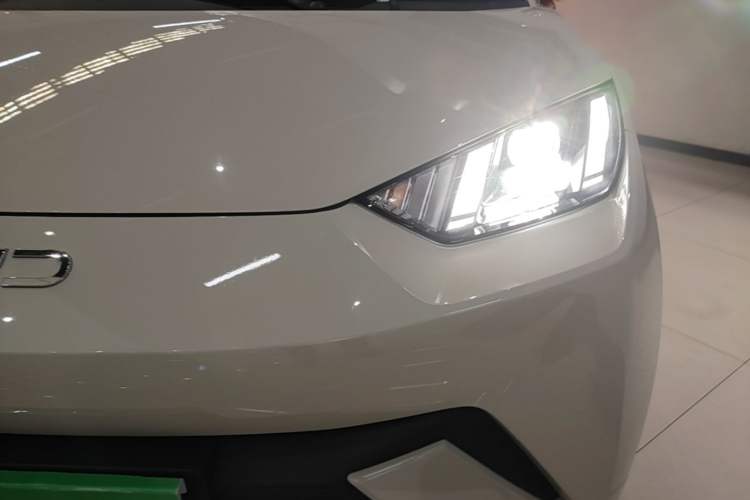 Used BYD Seagull 2024 Honor Edition 305km Freedom Version Left Front Headlight