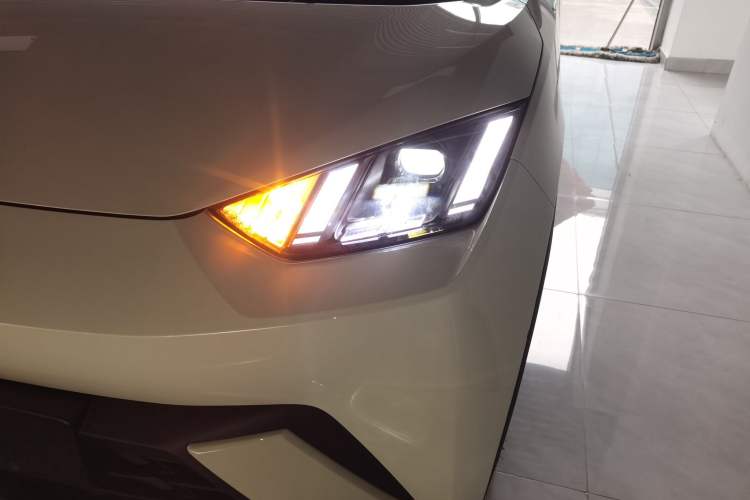 Used BYD Seagull 2024 Honor Edition 305km Freedom Version Left Front Headlight