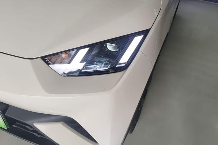 Used BYD Seagull 2024 Honor Edition 405km Flying Version Left Front Headlight