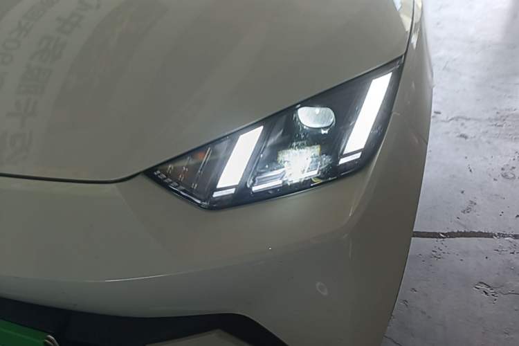 Used BYD Seagull 2024 Honor Edition 305km Freedom Version Left Front Headlight