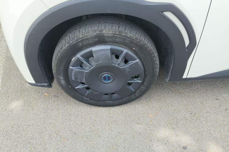 Used BYD Seagull 2024 Honor Edition 305km Dynamic Version Left Front Wheel Hub