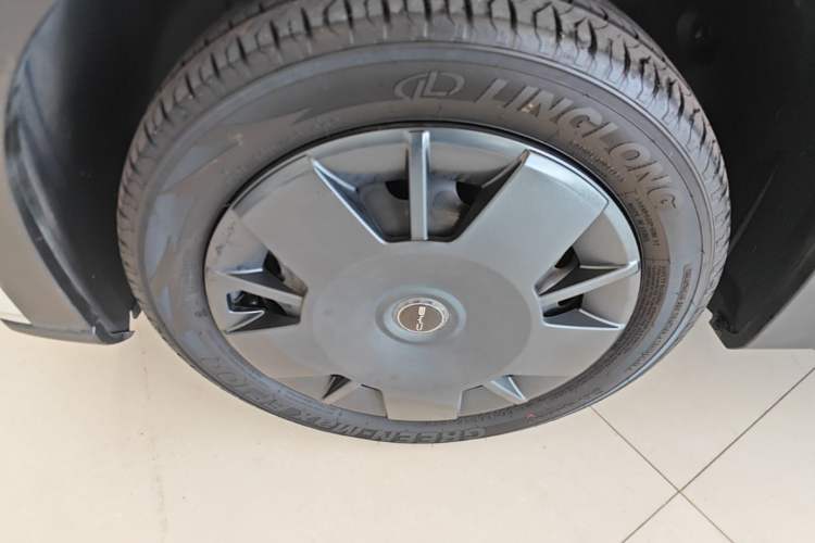 Used BYD Seagull 2024 Honor Edition 305km Dynamic Version Left Front Wheel Hub