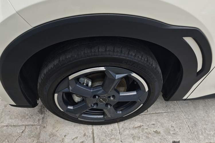 Used BYD Seagull 2024 Honor Edition 305km Freedom Version Left Front Wheel Hub