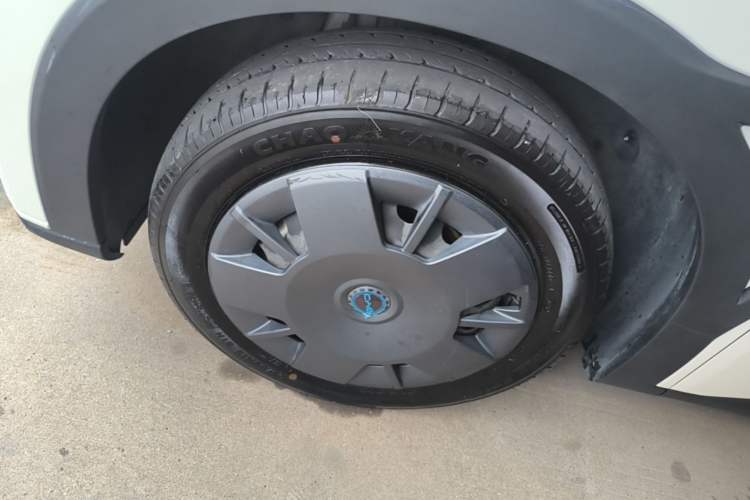 Used BYD Seagull 2024 Honor Edition 305km Dynamic Version Left Front Wheel Hub