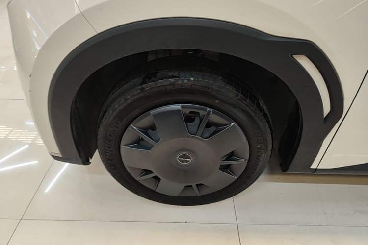 Used BYD Seagull 2024 Honor Edition 305km Dynamic Version Left Front Wheel Hub
