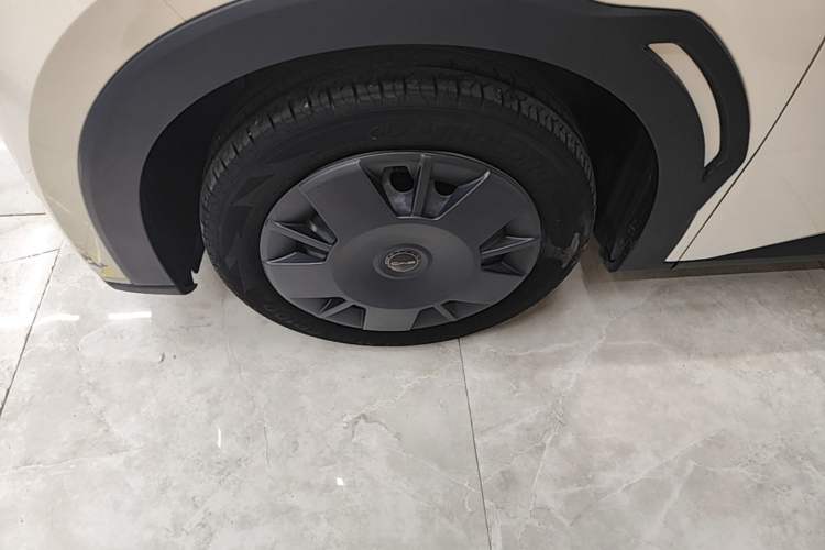 Used BYD Seagull 2024 Honor Edition 305km Dynamic Version Left Front Wheel Hub