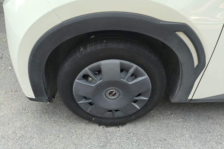 Used BYD Seagull 2024 Honor Edition 305km Dynamic Version Left Front Wheel Hub