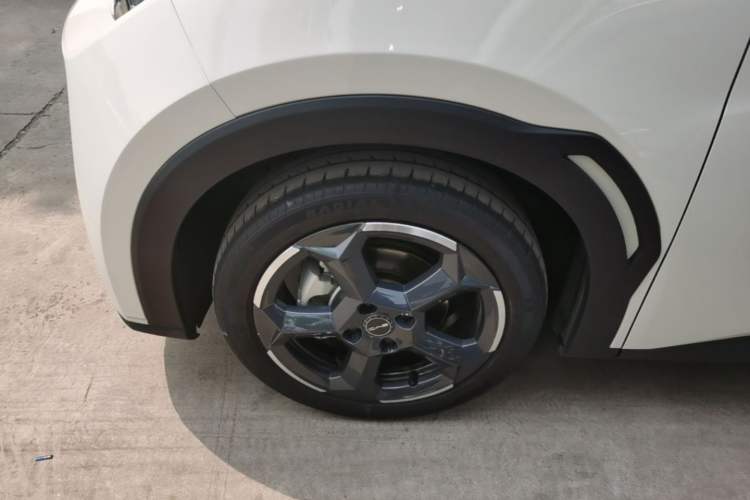Used BYD Seagull 2024 Honor Edition 305km Freedom Version Left Front Wheel Hub