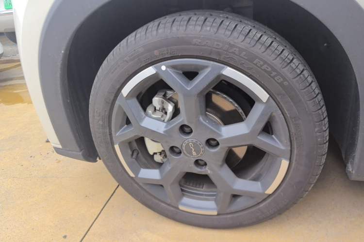 Used BYD Seagull 2024 Honor Edition 405km Flying Version Left Front Wheel Hub