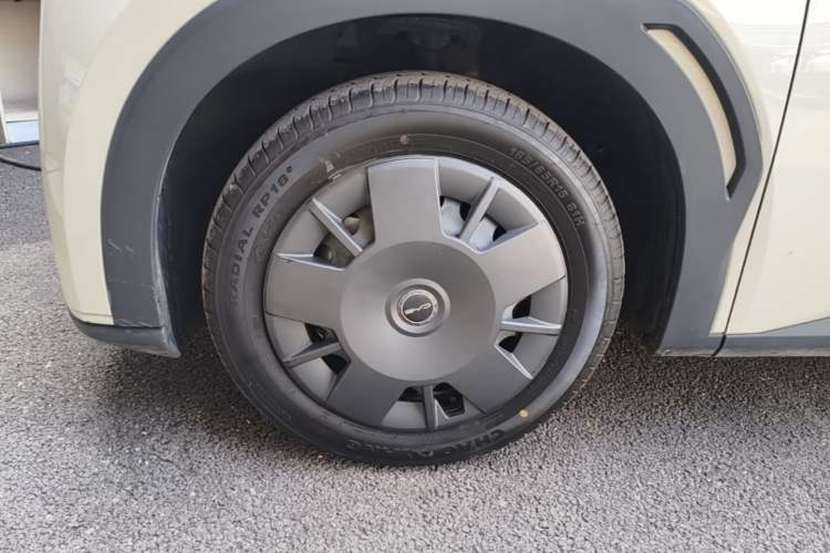 Used BYD Seagull 2024 Honor Edition 305km Dynamic Version Left Front Wheel Hub