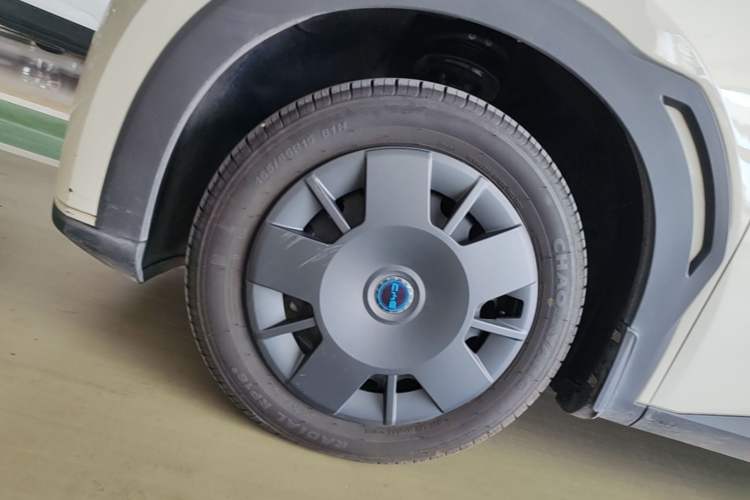 Used BYD Seagull 2024 Honor Edition 305km Dynamic Version Left Front Wheel Hub