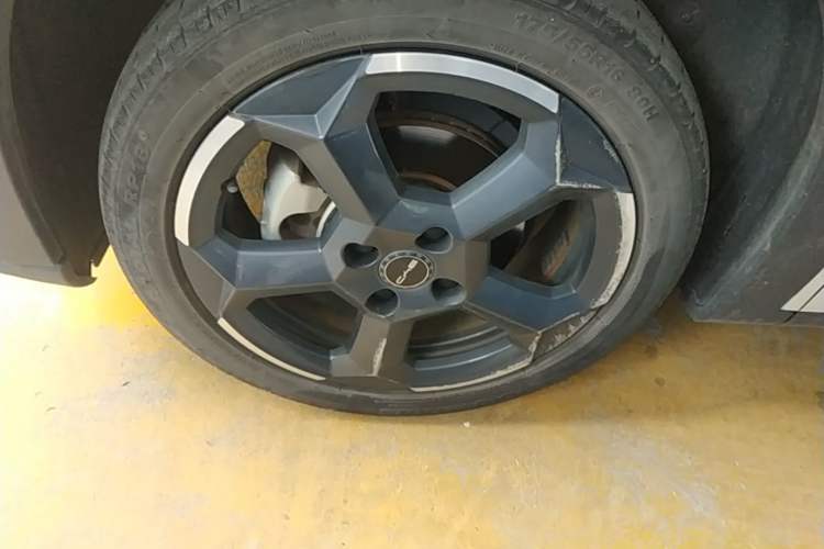 Used BYD Seagull 2024 Honor Edition 305km Freedom Version Left Front Wheel Hub