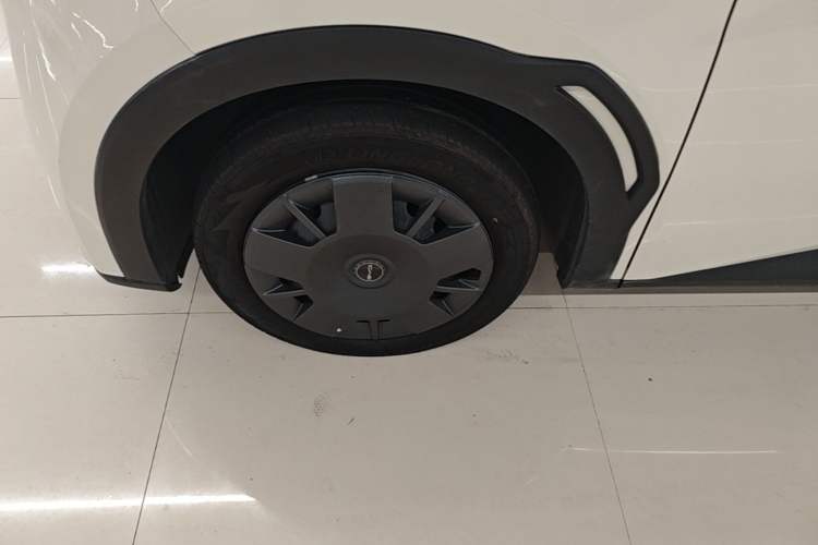 Used BYD Seagull 2024 Honor Edition 305km Dynamic Version Left Front Wheel Hub
