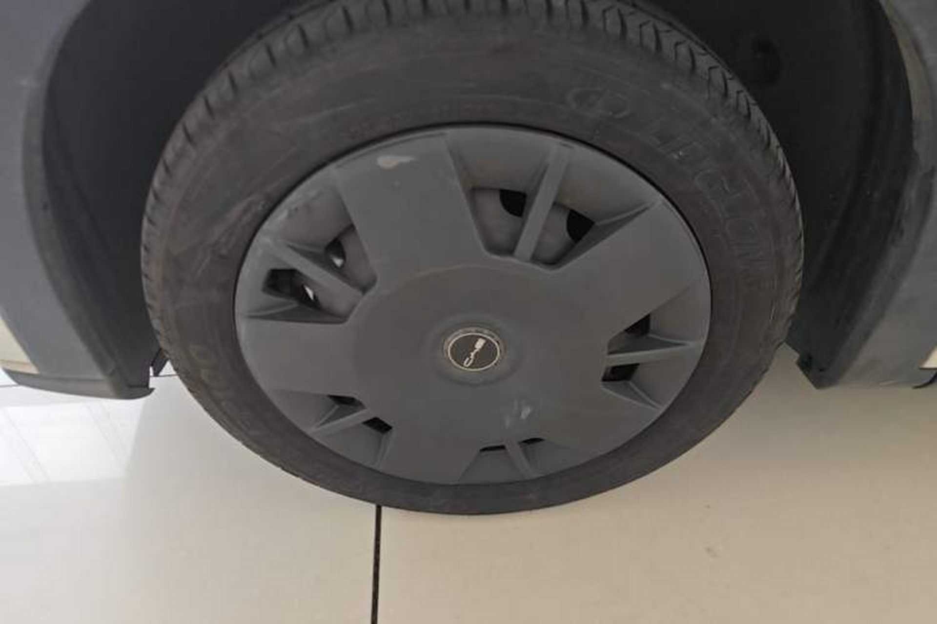 Used BYD Seagull 2024 Honor Edition 305km Dynamic Version Left Front Wheel Hub