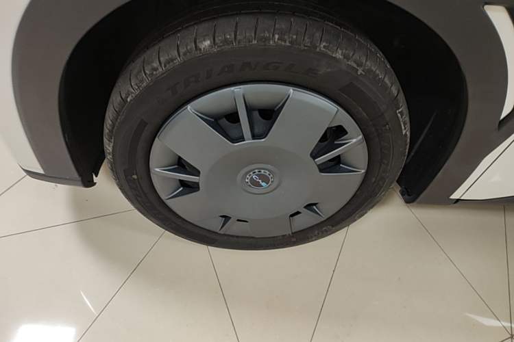 Used BYD Seagull 2024 Honor Edition 305km Dynamic Version Left Front Wheel Hub