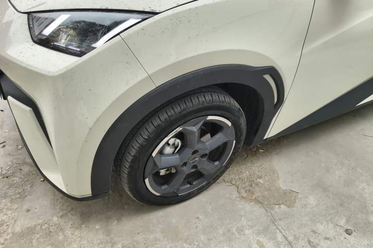 Used BYD Seagull 2024 Honor Edition 305km Freedom Version Left Front Wheel Hub