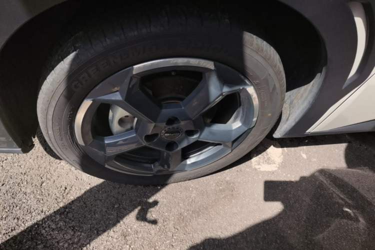 Used BYD Seagull 2024 Honor Edition 305km Freedom Version Left Front Wheel Hub