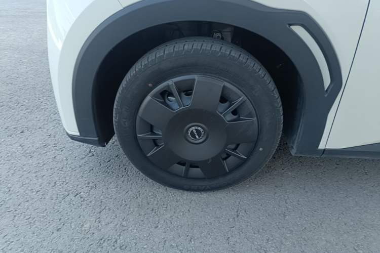 Used BYD Seagull 2024 Honor Edition 305km Dynamic Version Left Front Wheel Hub