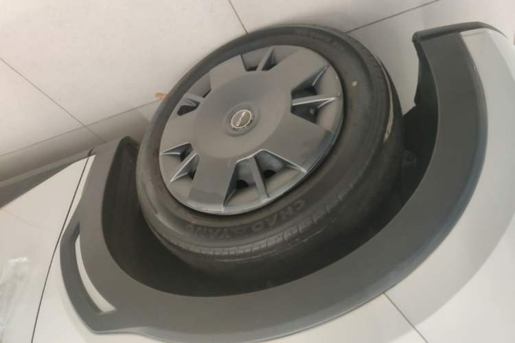 Used BYD Seagull 2024 Honor Edition 305km Dynamic Version Left Front Wheel Hub