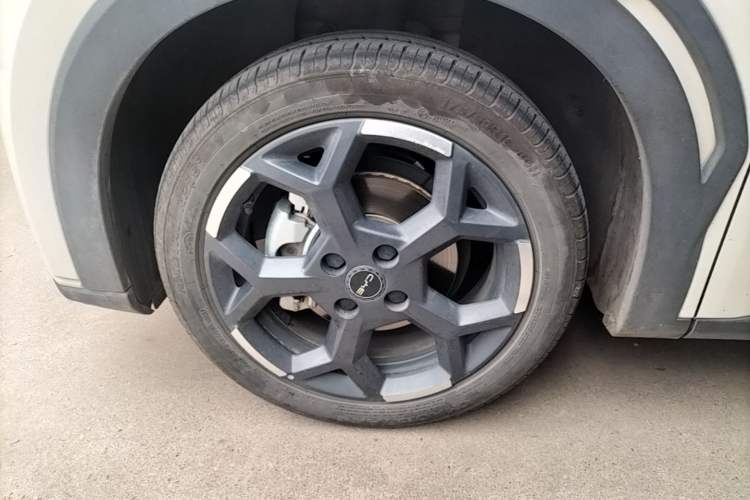 Used BYD Seagull 2024 Honor Edition 305km Freedom Version Left Front Wheel Hub