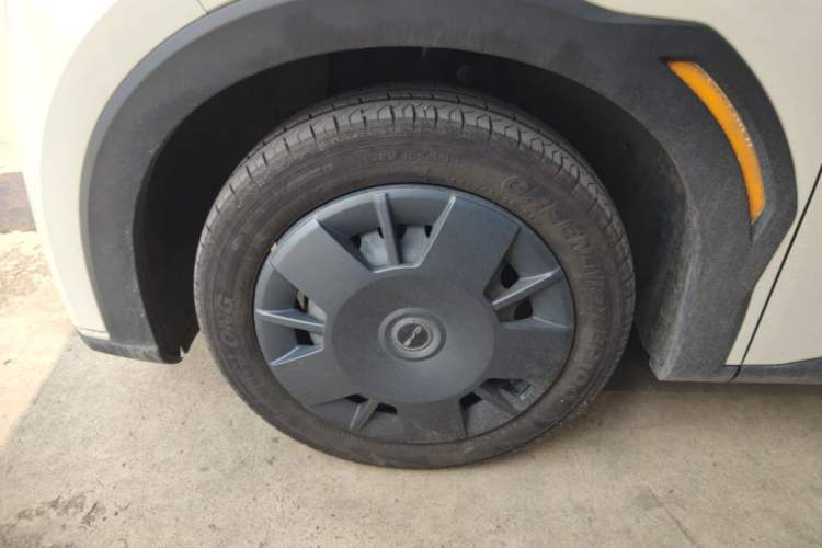 Used BYD Seagull 2024 Honor Edition 305km Dynamic Version Left Front Wheel Hub