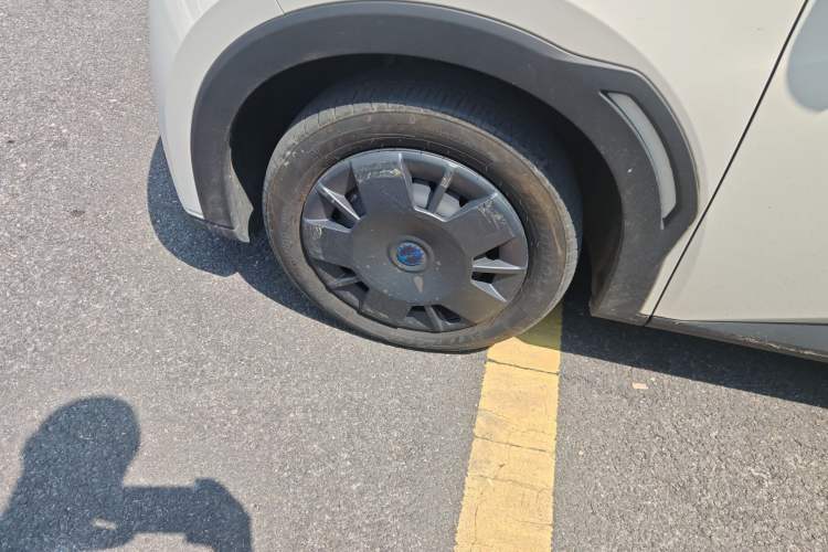 Used BYD Seagull 2024 Honor Edition 305km Dynamic Version Left Front Wheel Hub