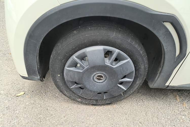 Used BYD Seagull 2024 Honor Edition 305km Dynamic Version Left Front Wheel Hub
