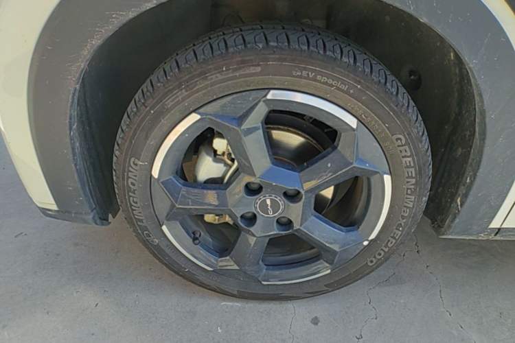 Used BYD Seagull 2024 Honor Edition 405km Flying Version Left Front Wheel Hub