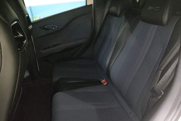Used BYD Seagull 2024 Honor Edition 305km Dynamic Version Left Rear Seat