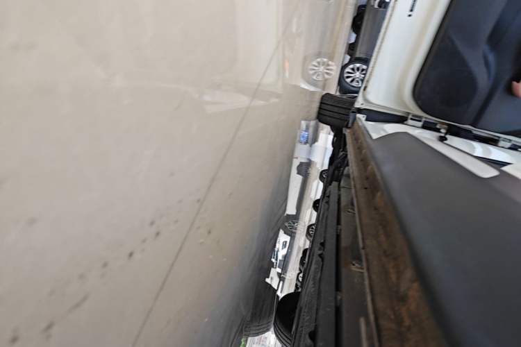 Used BYD Seagull 2024 Honor Edition 305km Dynamic Version Left Side Sill