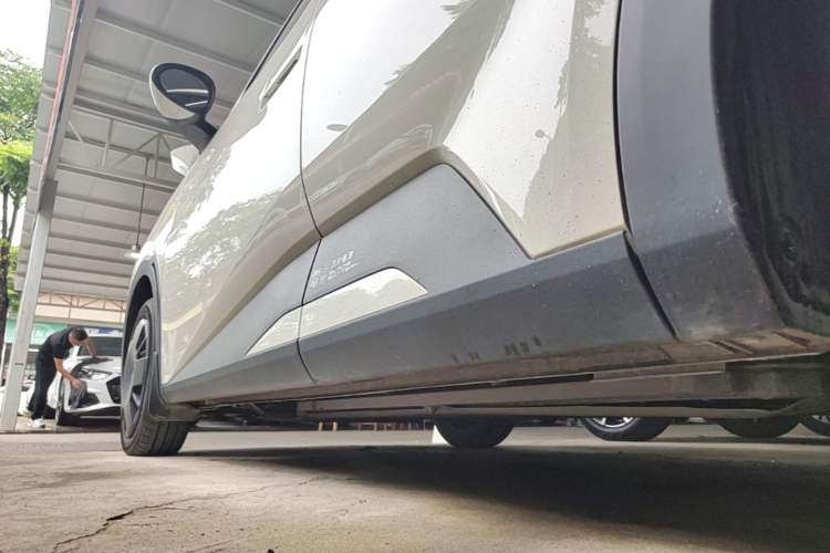 Used BYD Seagull 2024 Honor Edition 305km Dynamic Version Left Side Sill