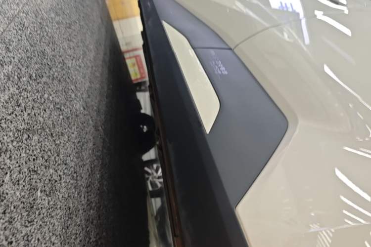Used BYD Seagull 2024 Honor Edition 405km Flying Version Left Side Sill
