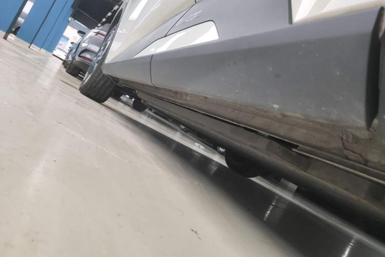Used BYD Seagull 2024 Honor Edition 405km Flying Version Left Side Sill