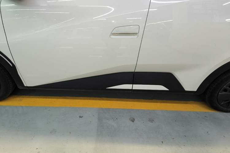Used BYD Seagull 2024 Honor Edition 305km Dynamic Version Left Side Sill
