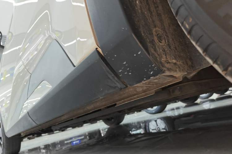 Used BYD Seagull 2024 Honor Edition 305km Dynamic Version Left Side Sill