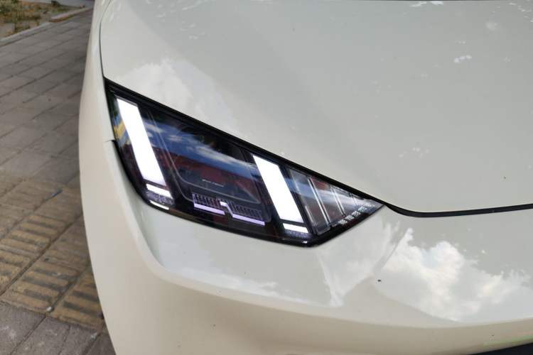 Used BYD Seagull 2024 Honor Edition 405km Flying Version Right Front Headlight
