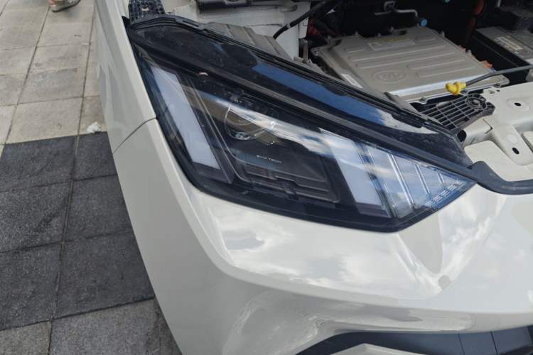 Used BYD Seagull 2024 Honor Edition 305km Dynamic Version Right Front Headlight