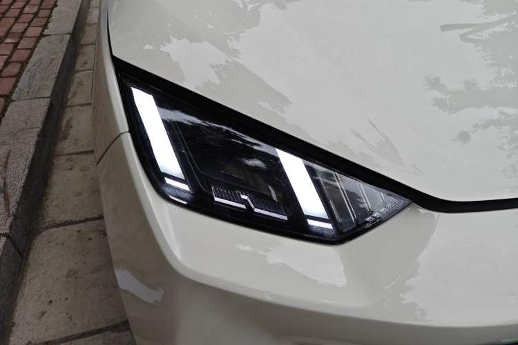Used BYD Seagull 2024 Honor Edition 305km Freedom Version Right Front Headlight