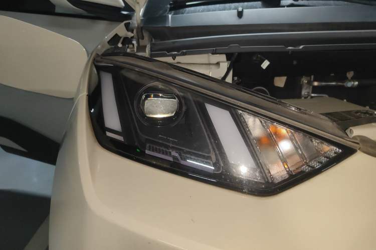 Used BYD Seagull 2024 Honor Edition 305km Freedom Version Right Front Headlight