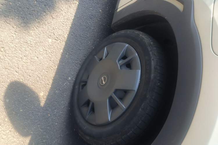 Used BYD Seagull 2024 Honor Edition 305km Dynamic Version Right Front Wheel Hub