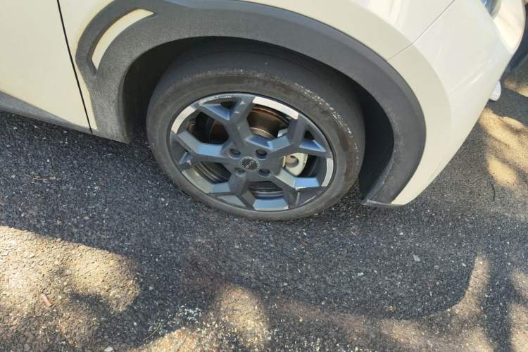 Used BYD Seagull 2024 Honor Edition 305km Freedom Version Right Front Wheel Hub