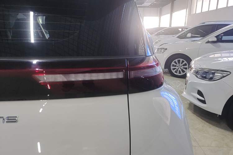 Used BYD Seagull 2024 Honor Edition 405km Flying Version Right Rear Taillight
